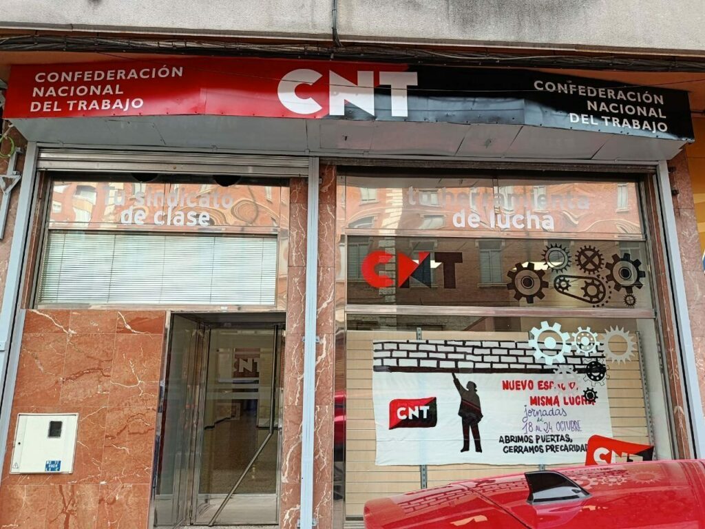 El nuevo local de CNT en Valladolid abre sus puertas