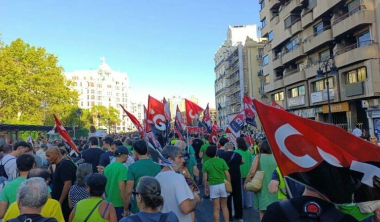 Assemblees a la universitat preparatòries per a la Vaga General del 11N